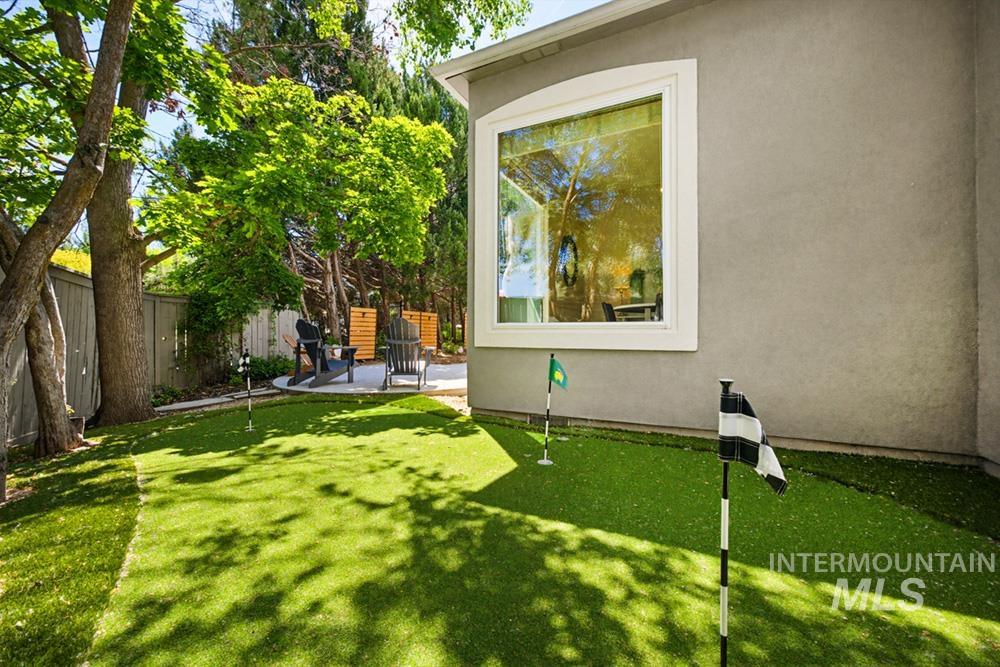 1865 E Sendero Ln Property Photo 25