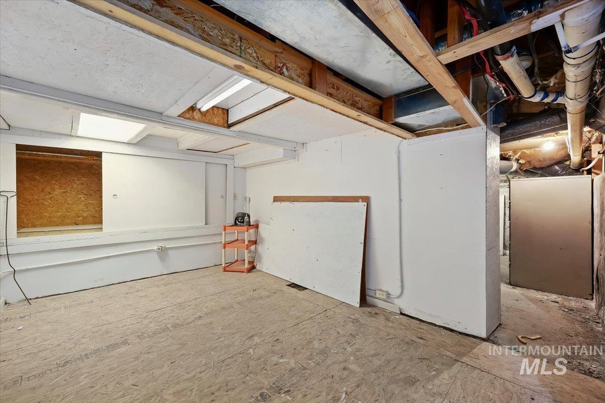3934 N 1600 E Property Photo 37