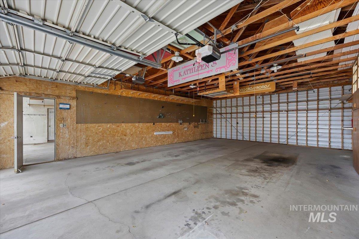 3934 N 1600 E Property Photo 43