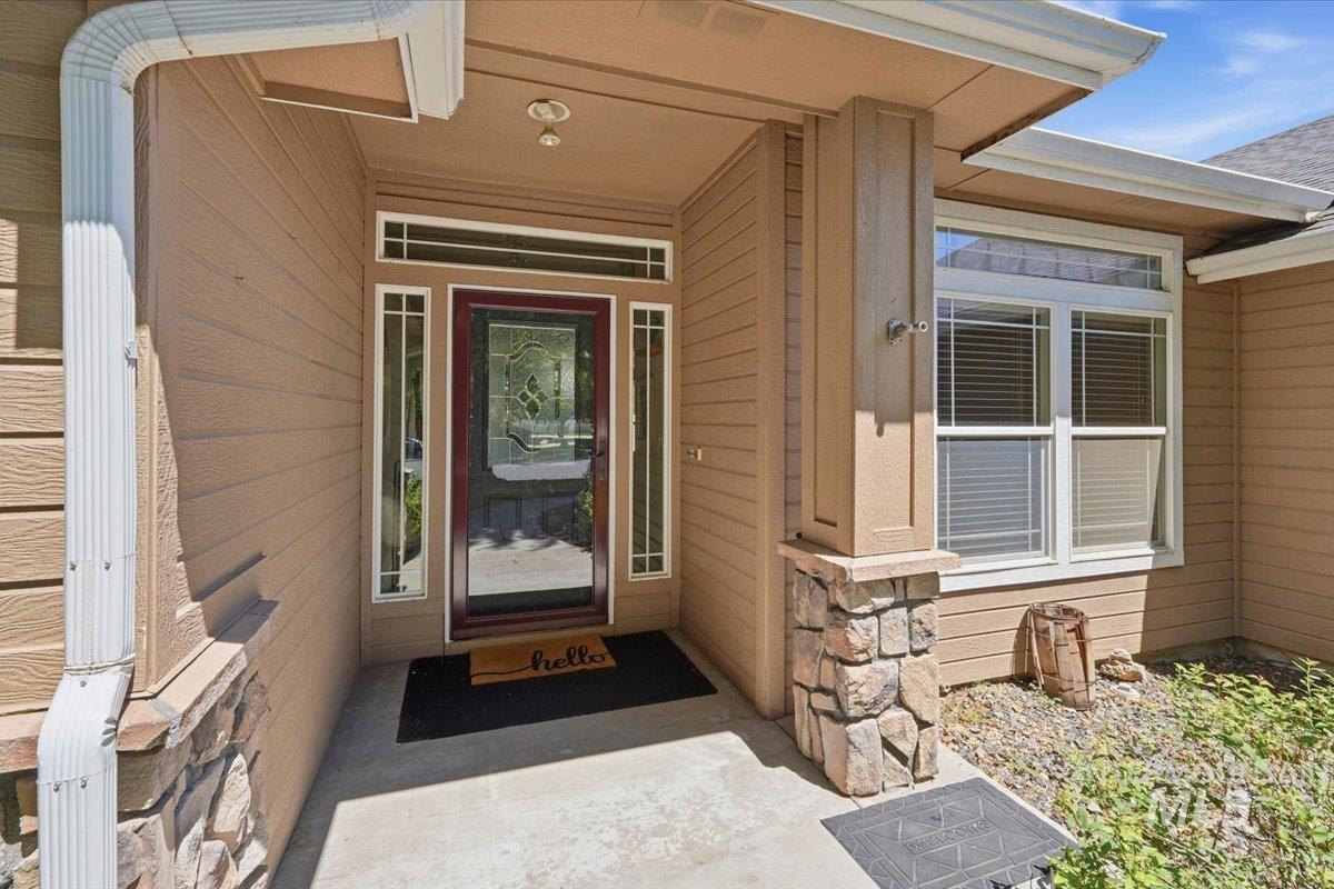 2208 W Kelly Creek Dr Property Photo 3
