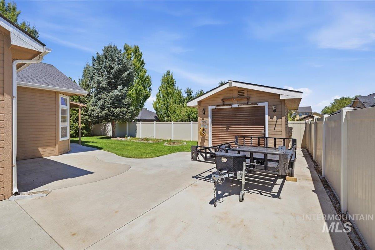 2208 W Kelly Creek Dr Property Photo 34