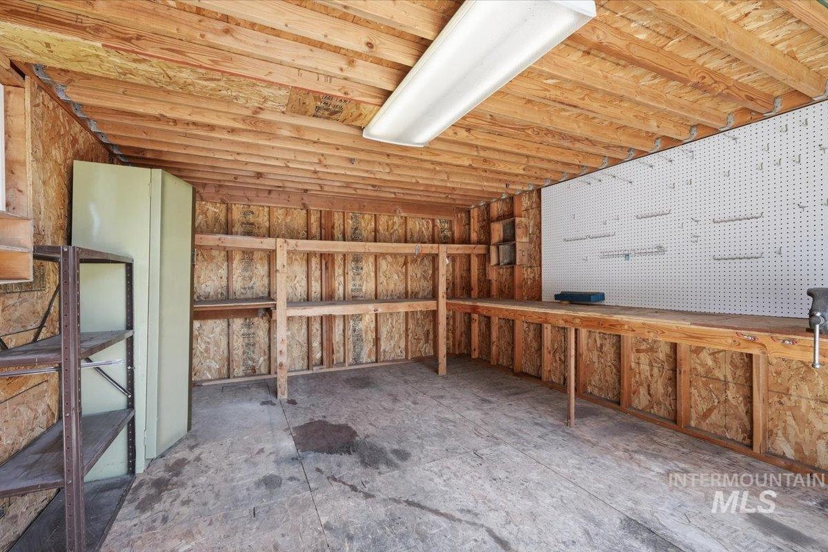 2208 W Kelly Creek Dr Property Photo 37