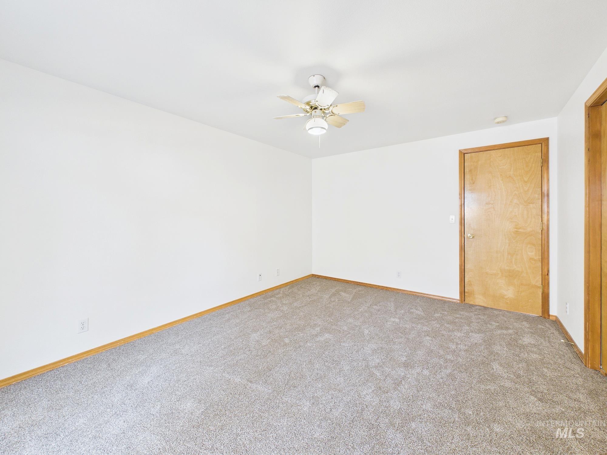 804 E Main #6 Property Photo 17