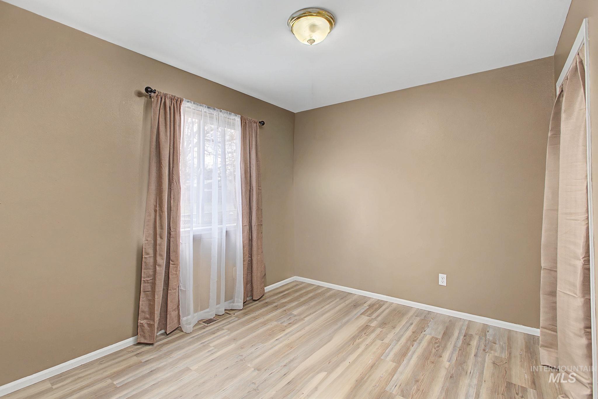 919 9th Street Property Photo 15