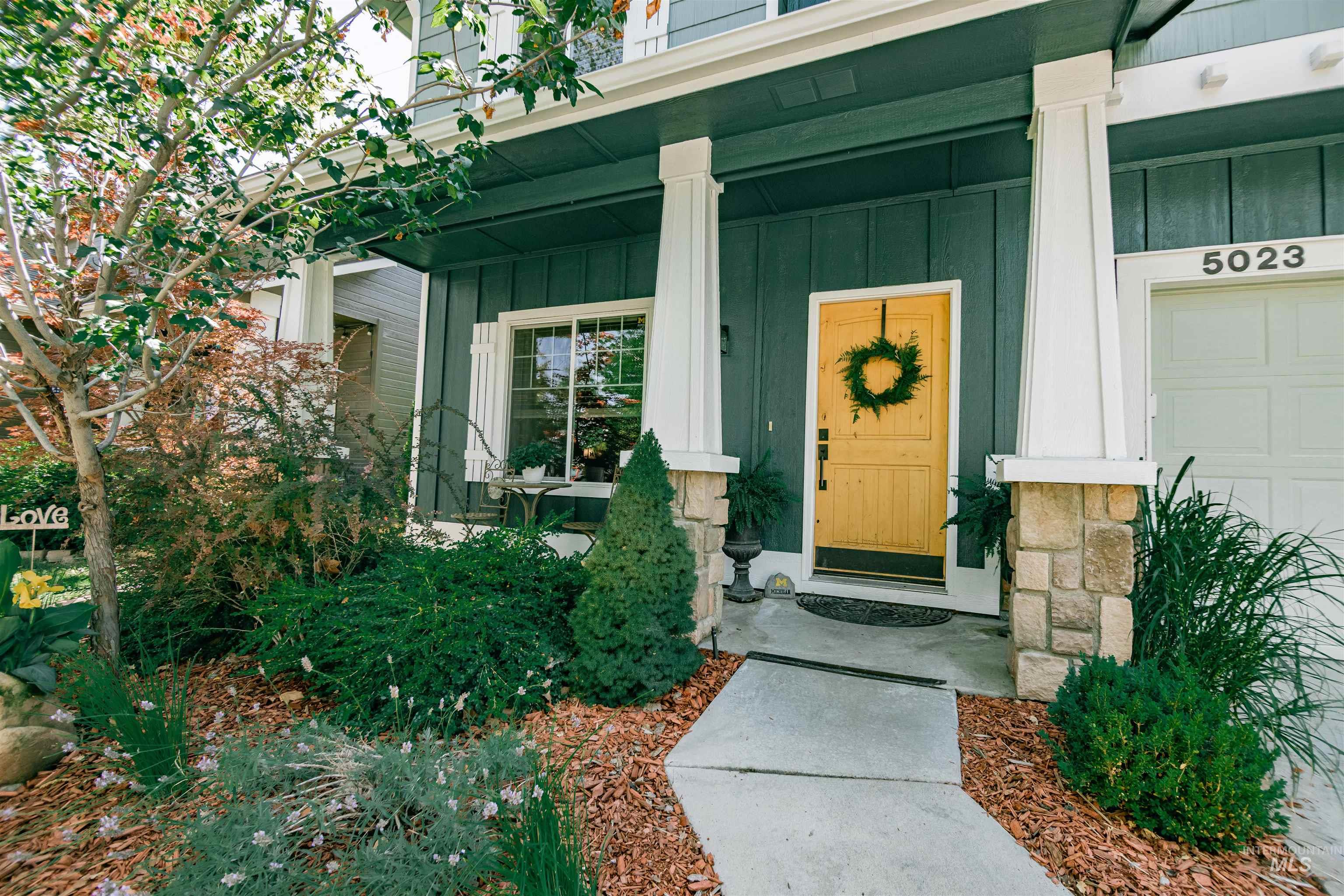 5023 E Geranium Property Photo 3