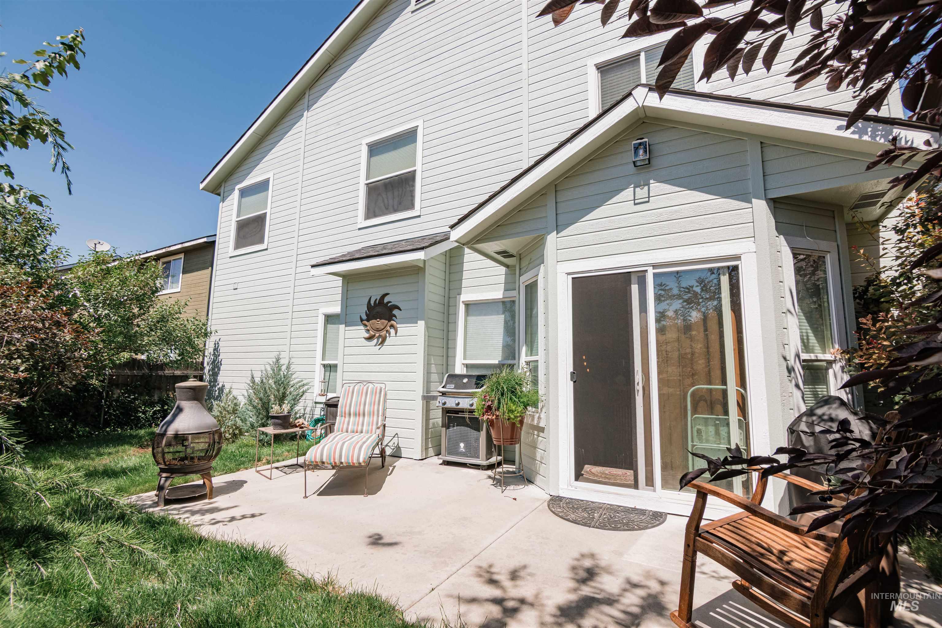 5023 E Geranium Property Photo 5