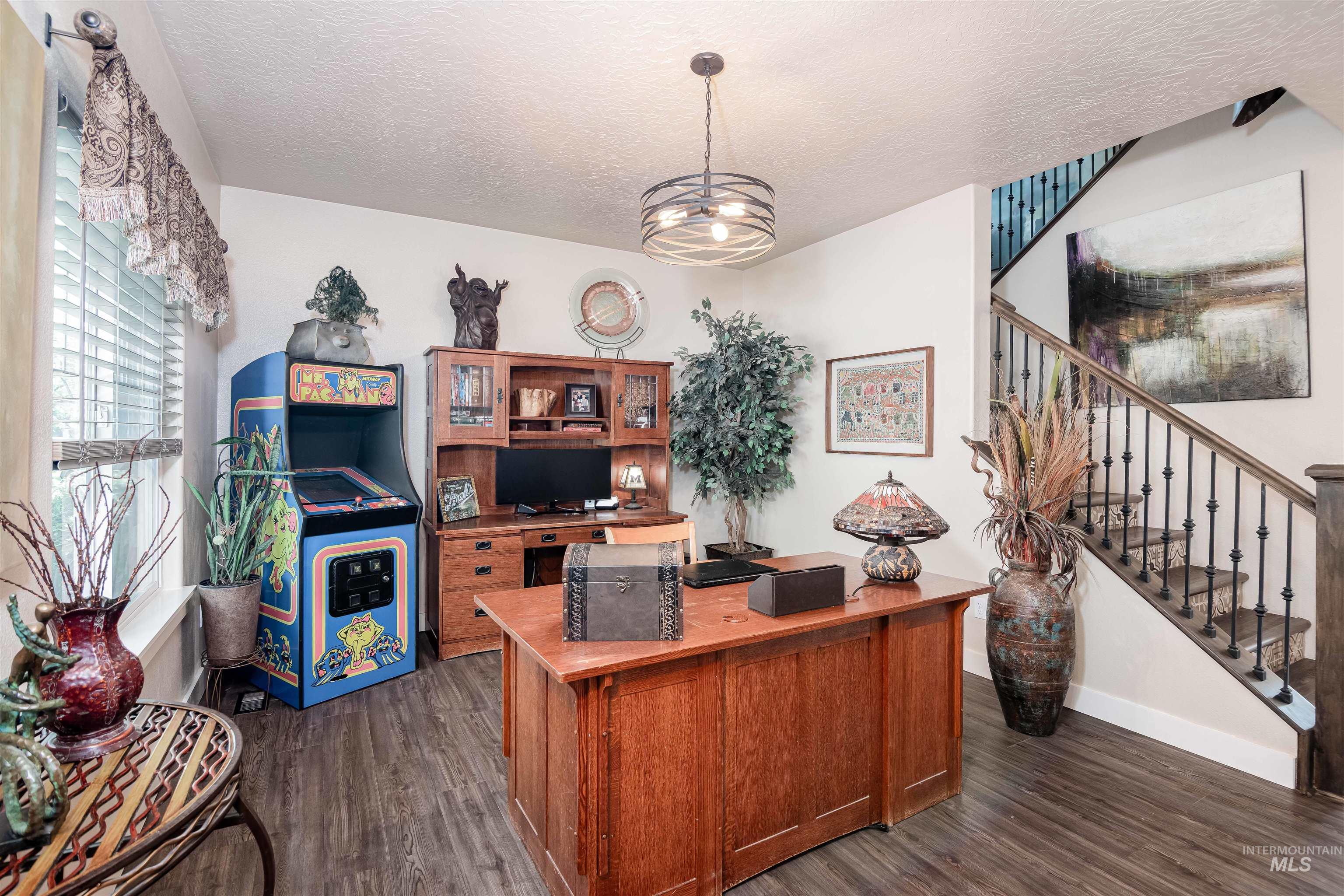 5023 E Geranium Property Photo 6