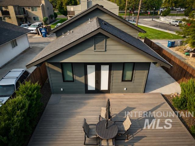 1123 W Lee Property Photo 40