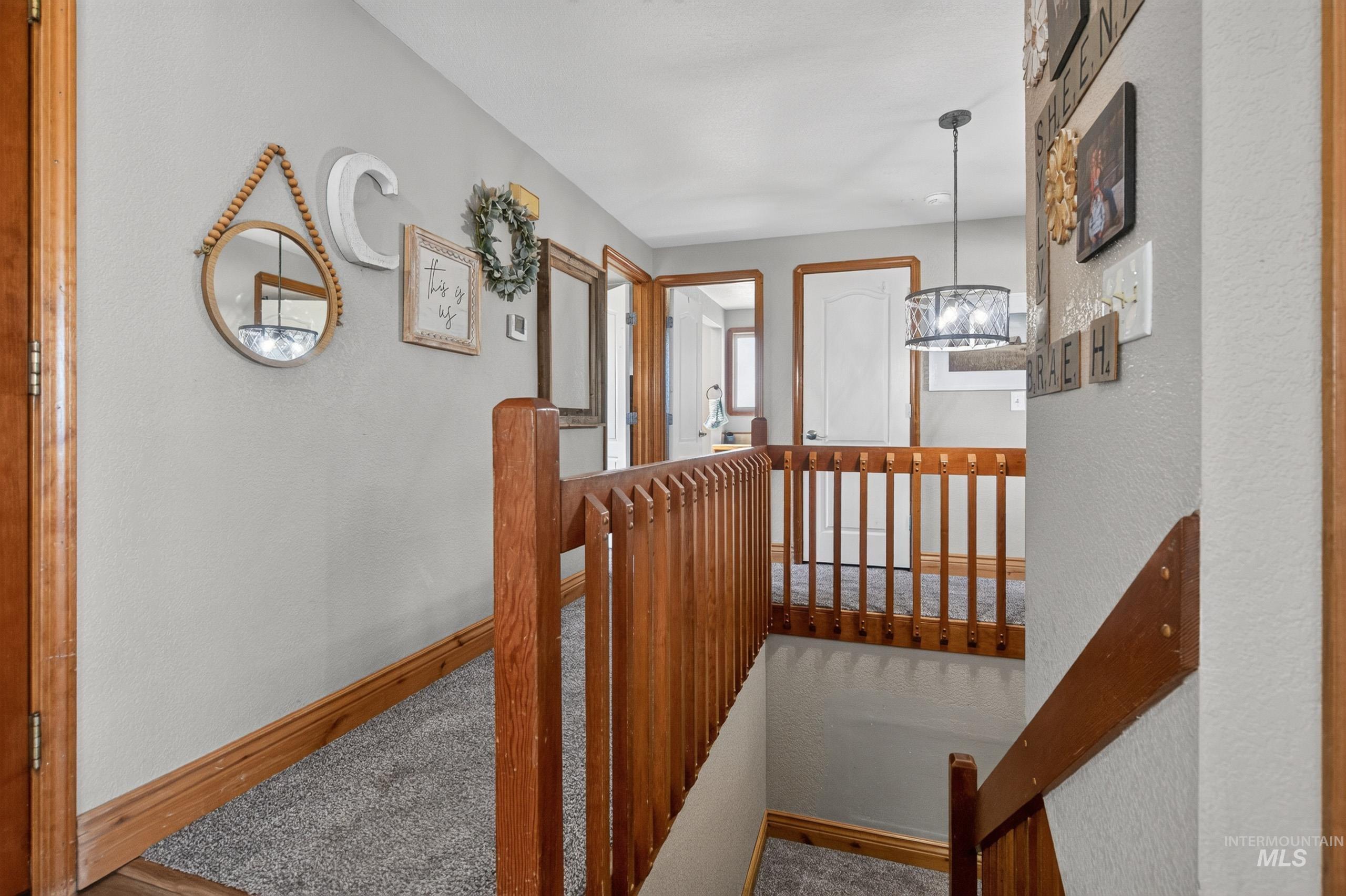 9696 Gloria Rd. Property Photo 14