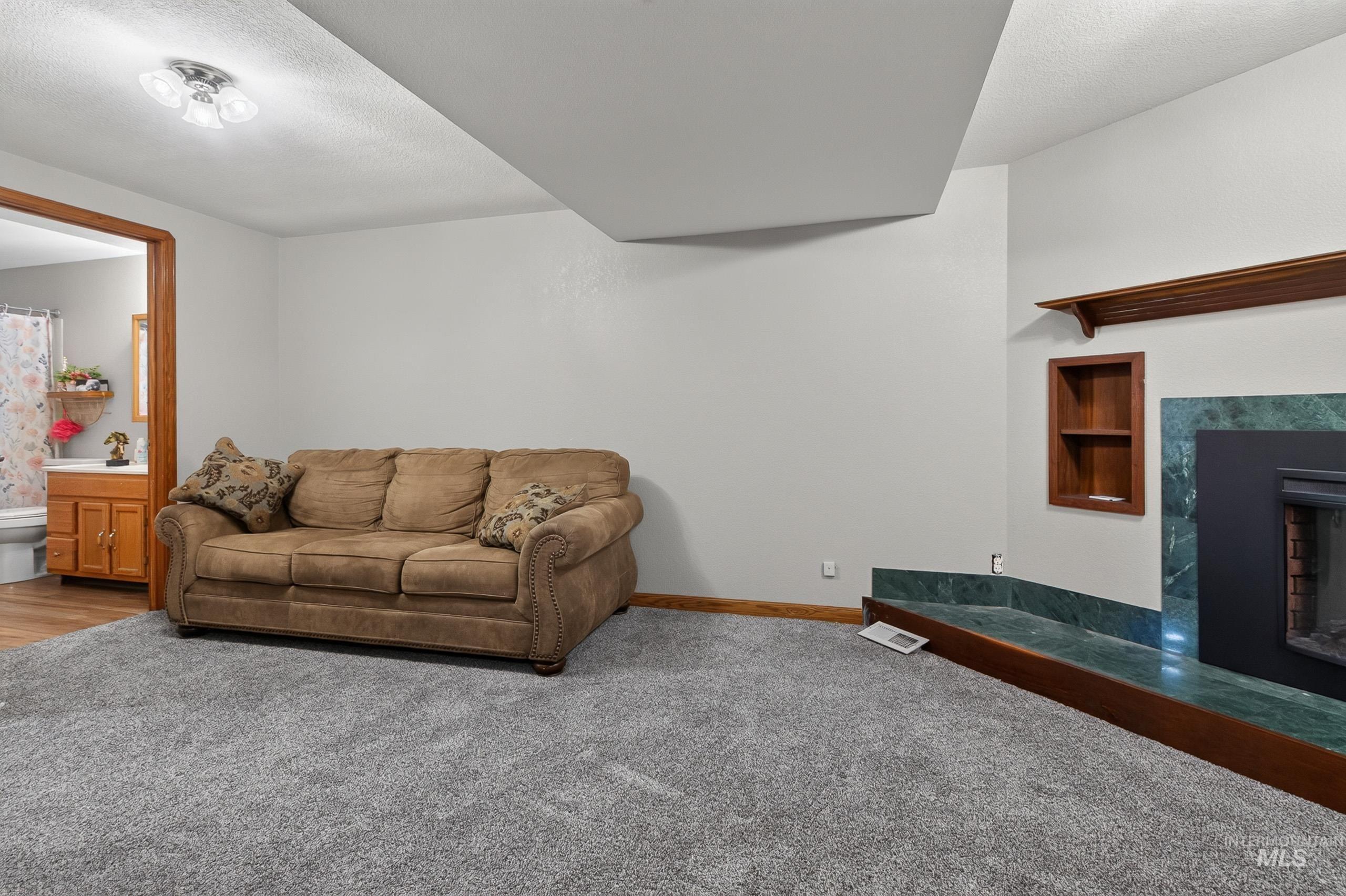 9696 Gloria Rd. Property Photo 27