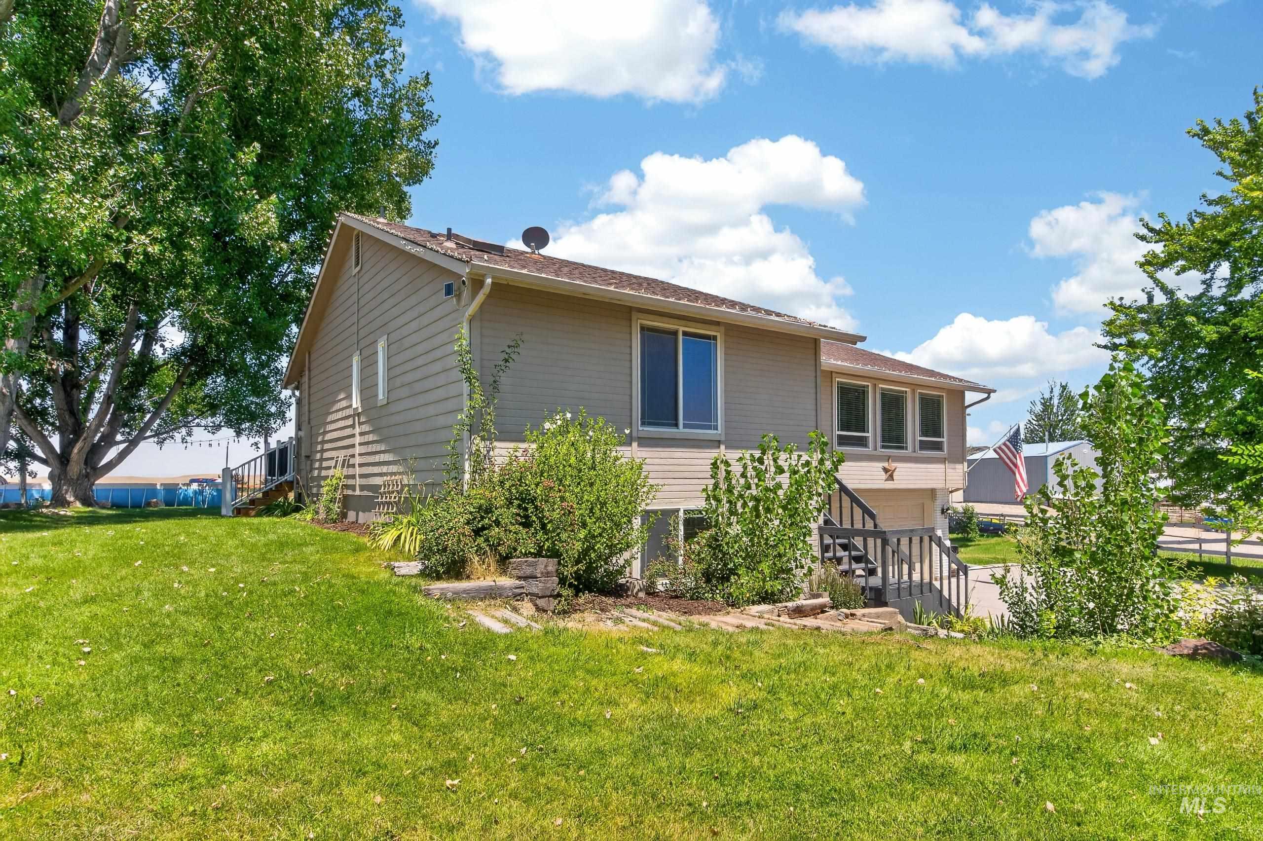 9696 Gloria Rd. Property Photo 43