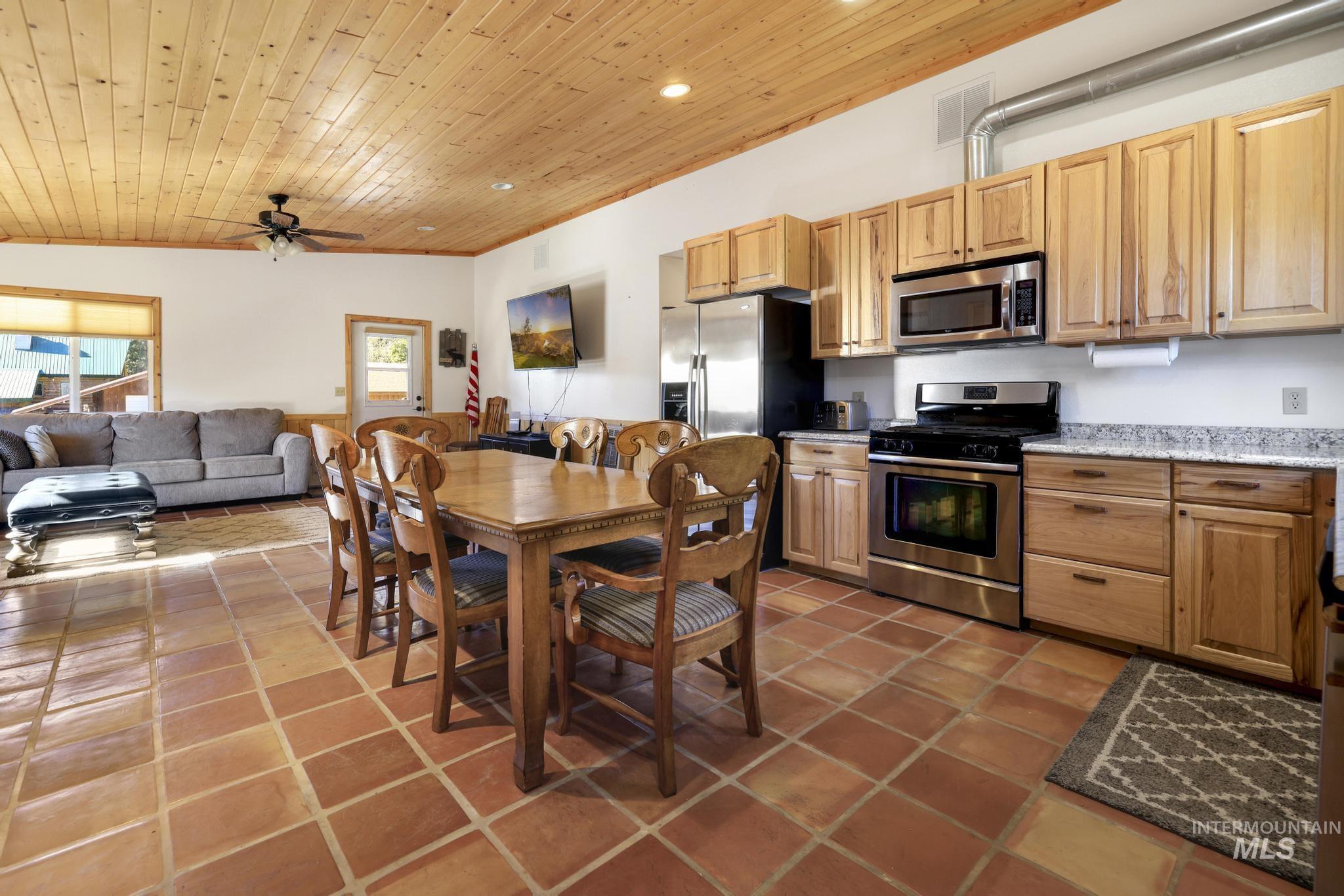 503 N Alpine Cir. Property Photo 3