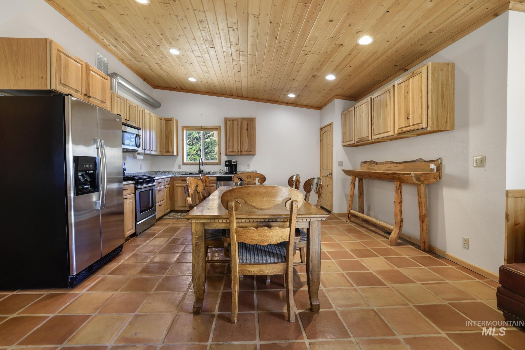 503 N Alpine Cir. Property Photo 7