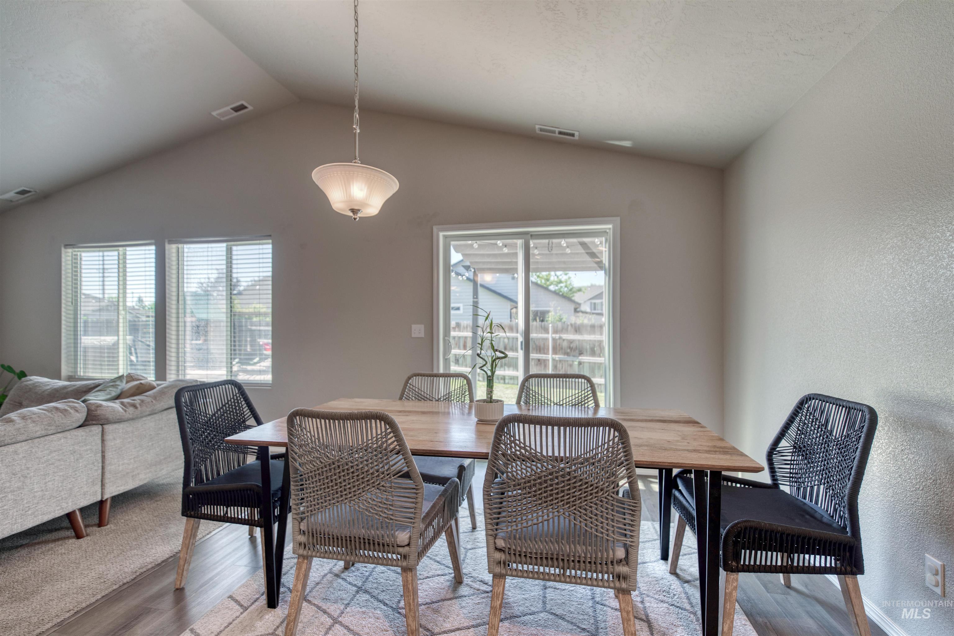 4609 E Middle Fork Way Property Photo 10