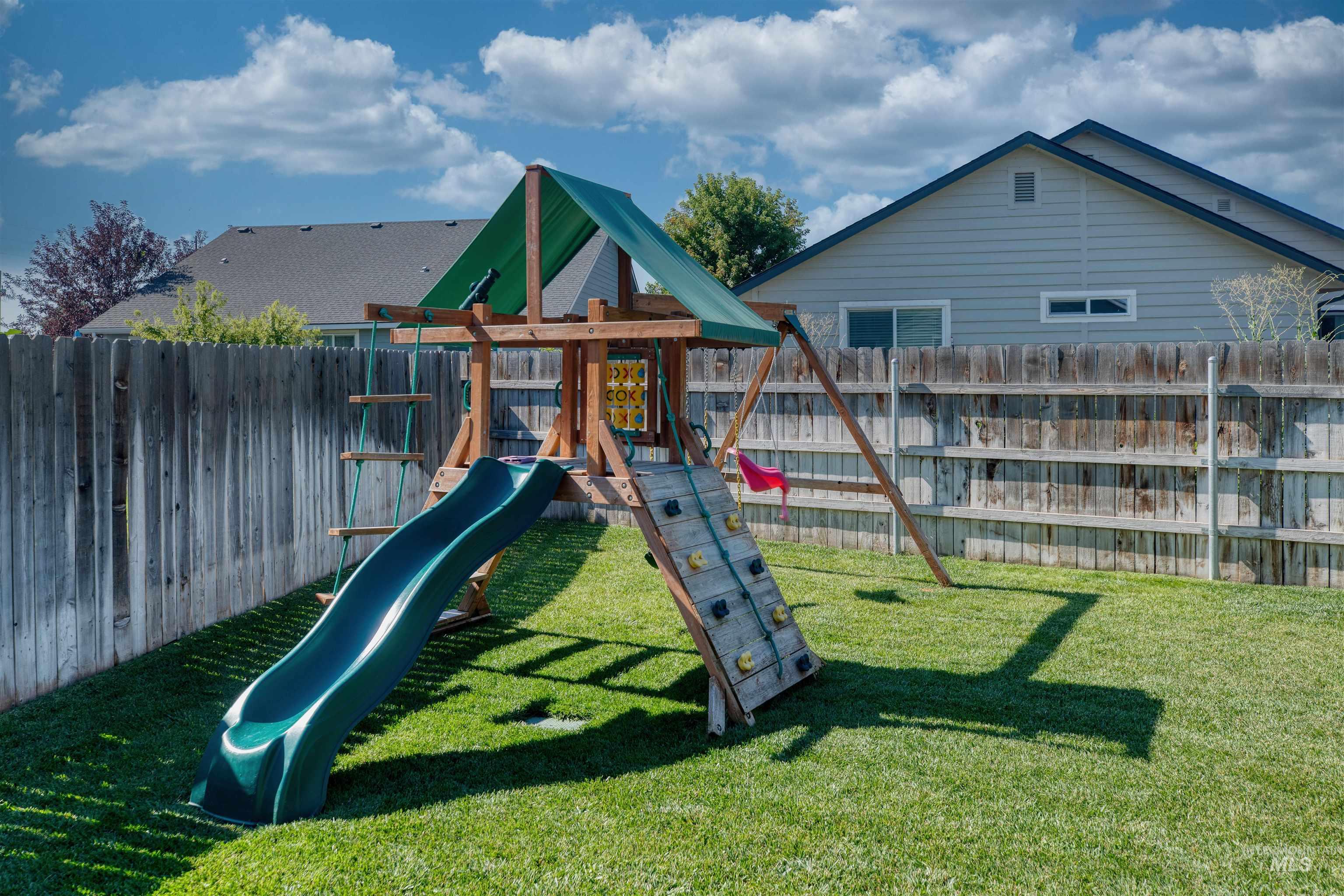 4609 E Middle Fork Way Property Photo 29