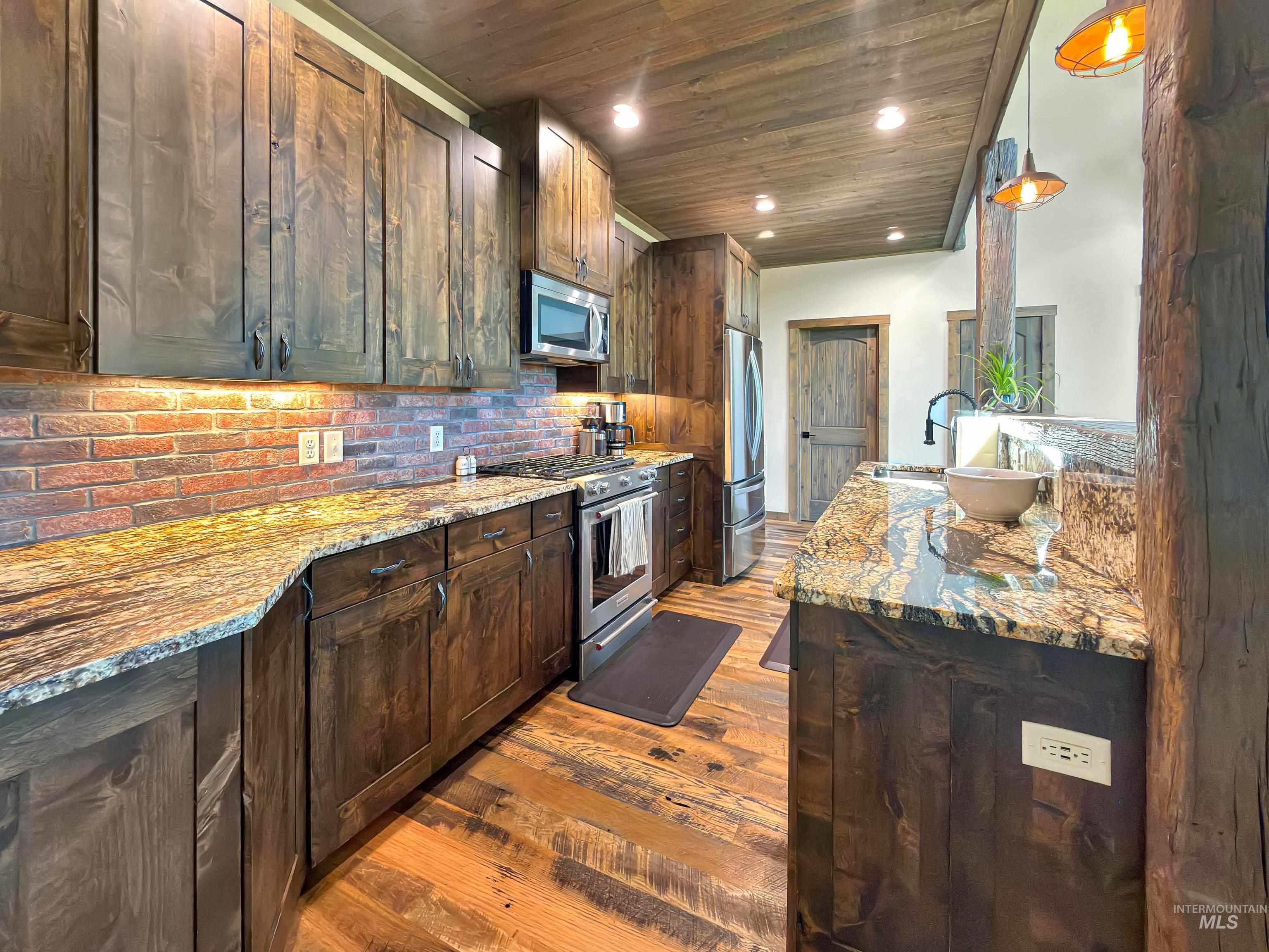 13 Truth Dr Property Photo 7