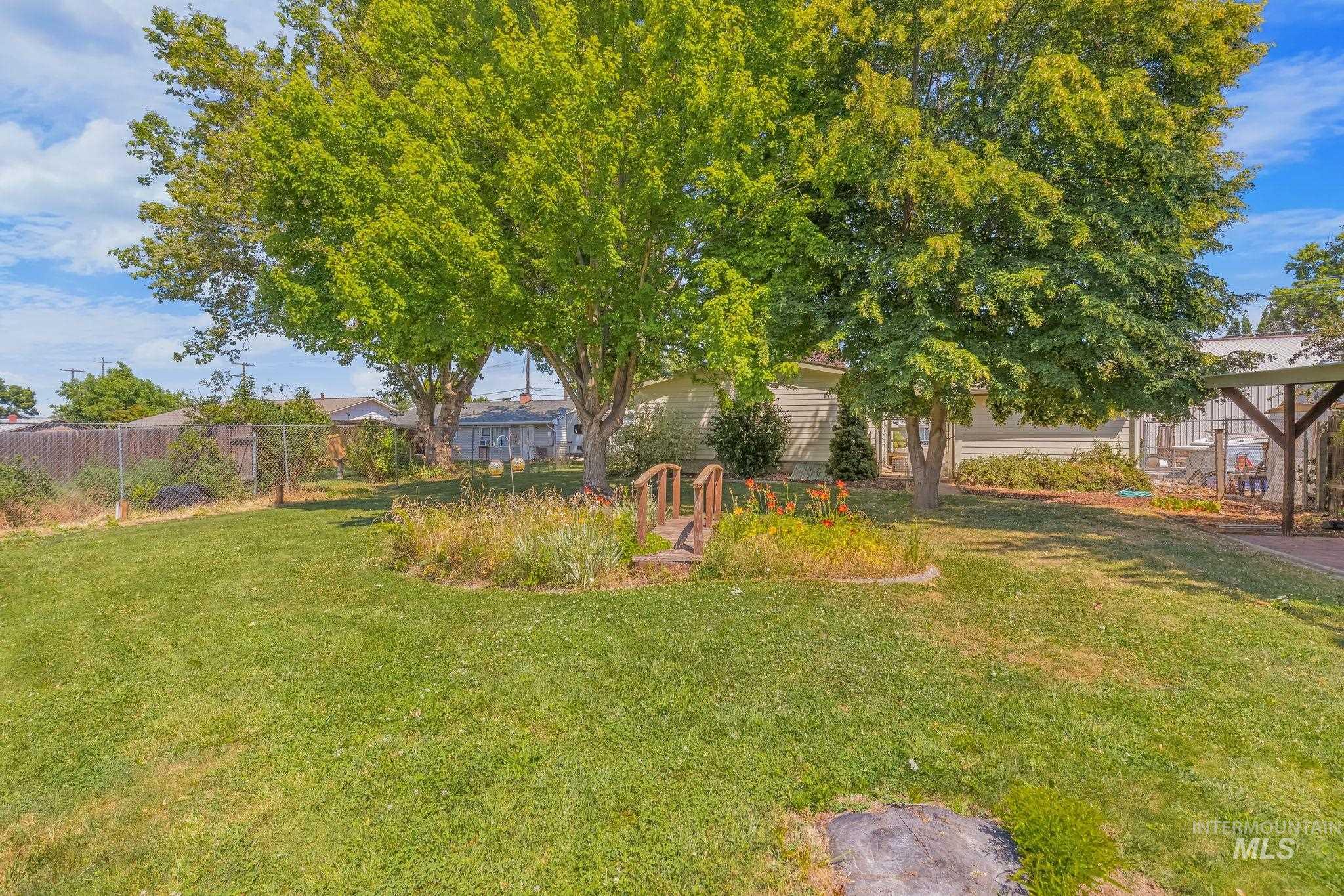 3416 10th St Property Photo 11