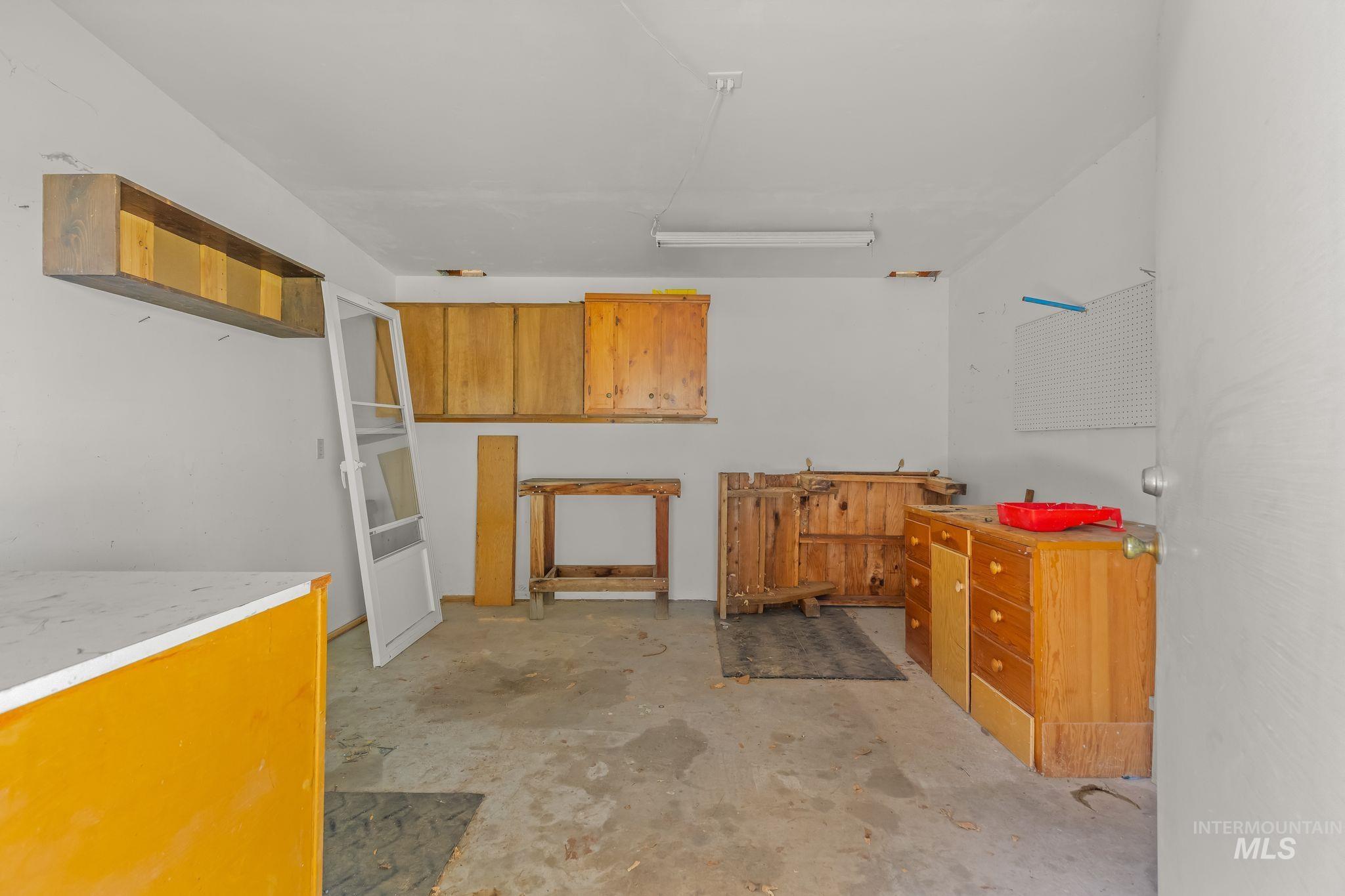 3416 10th St Property Photo 16