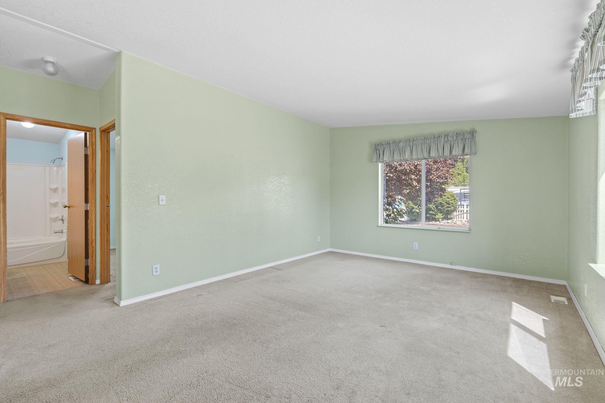 3416 10th St Property Photo 28
