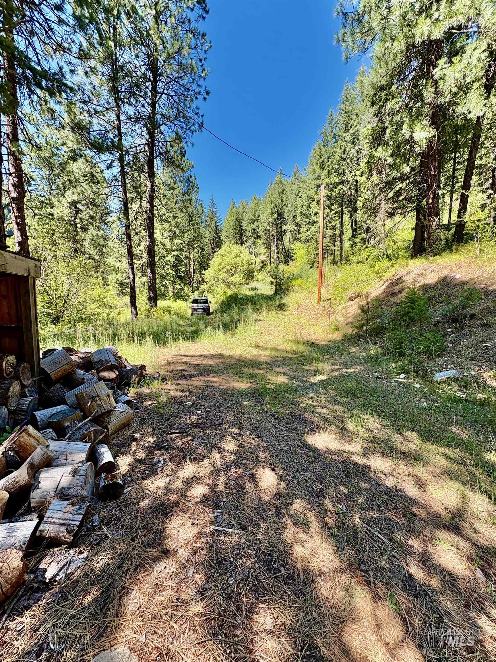 4966 Highway 95 Property Photo 2