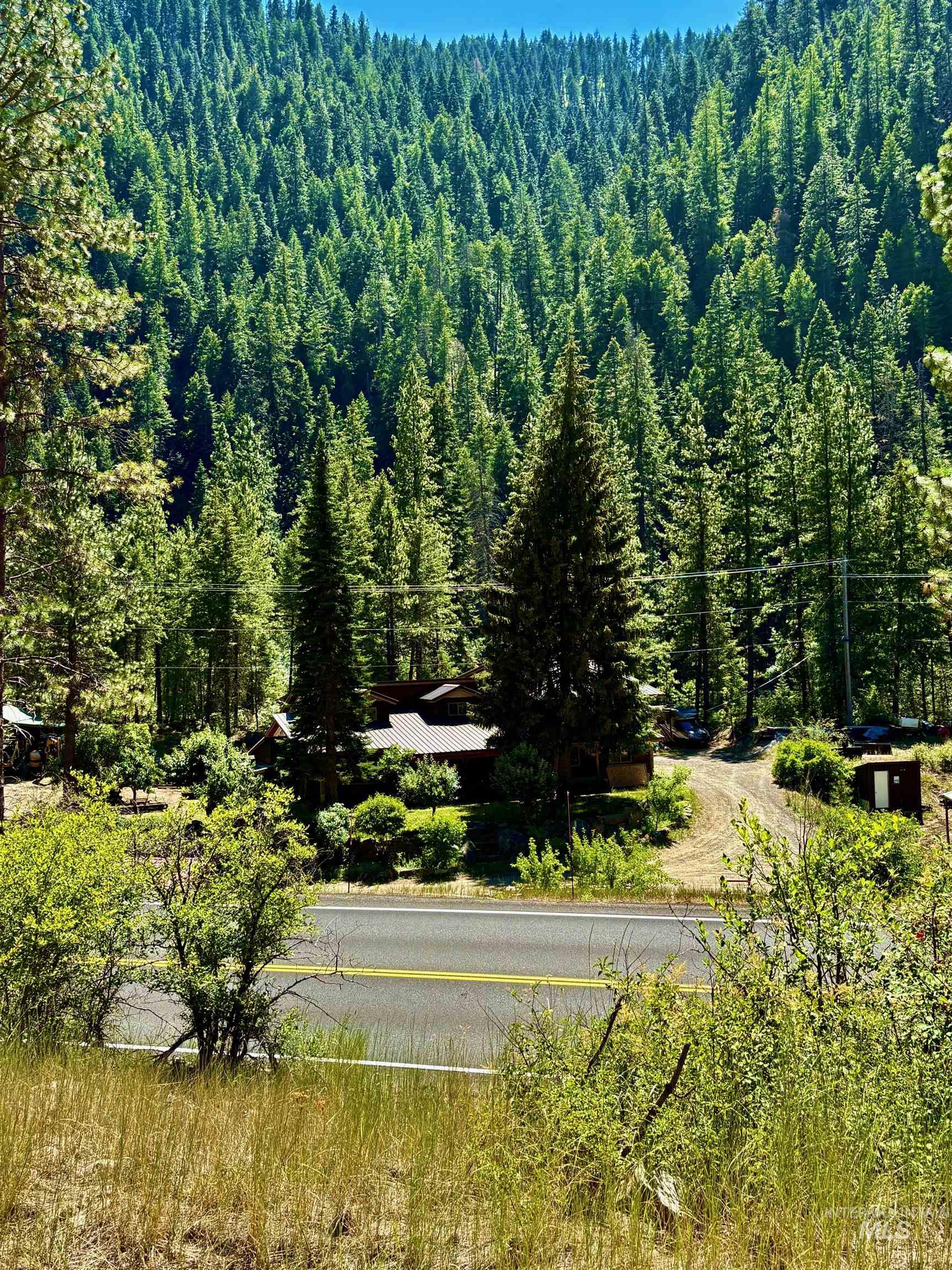 4966 Highway 95 Property Photo 4