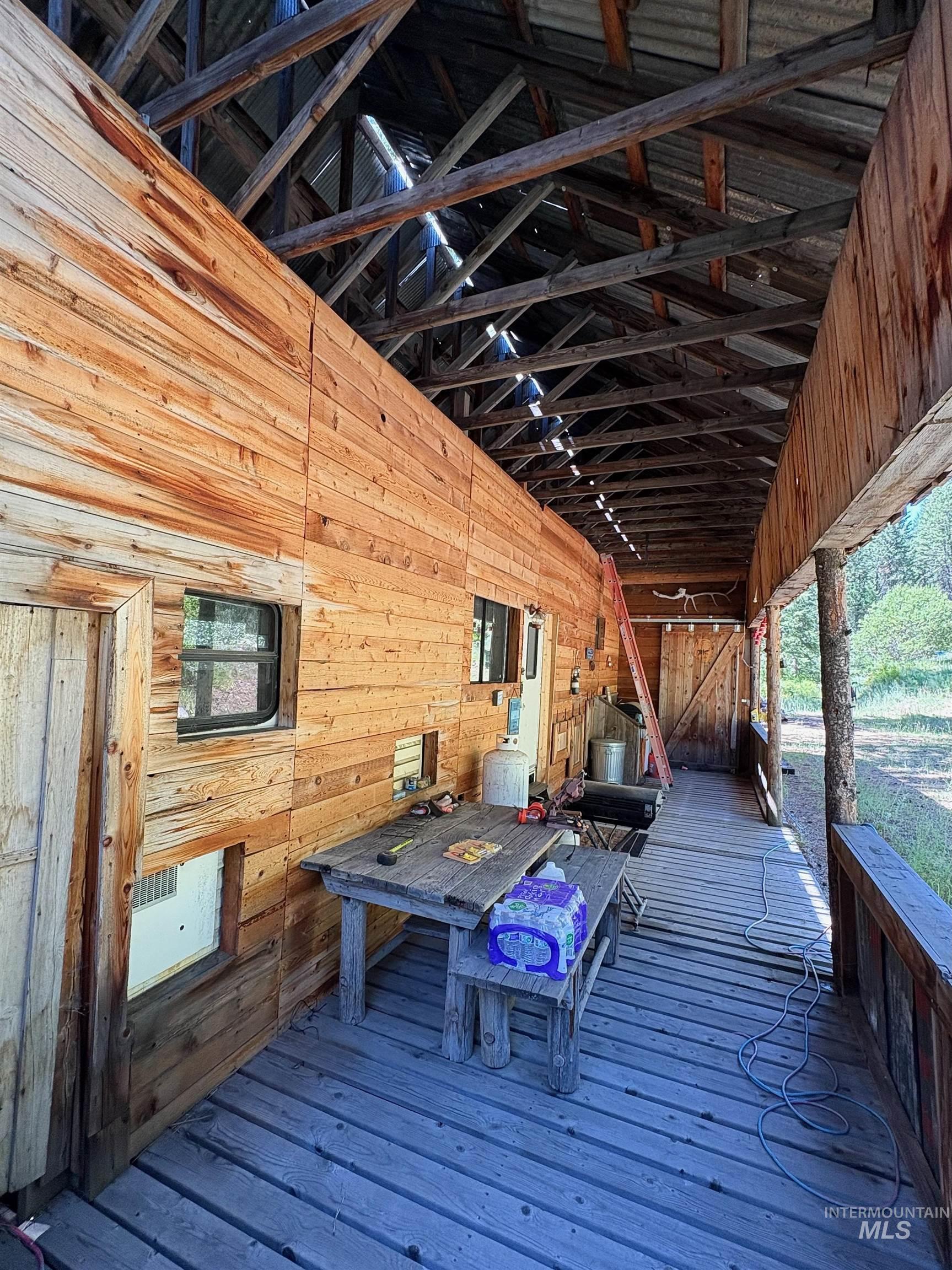 4966 Highway 95 Property Photo 10