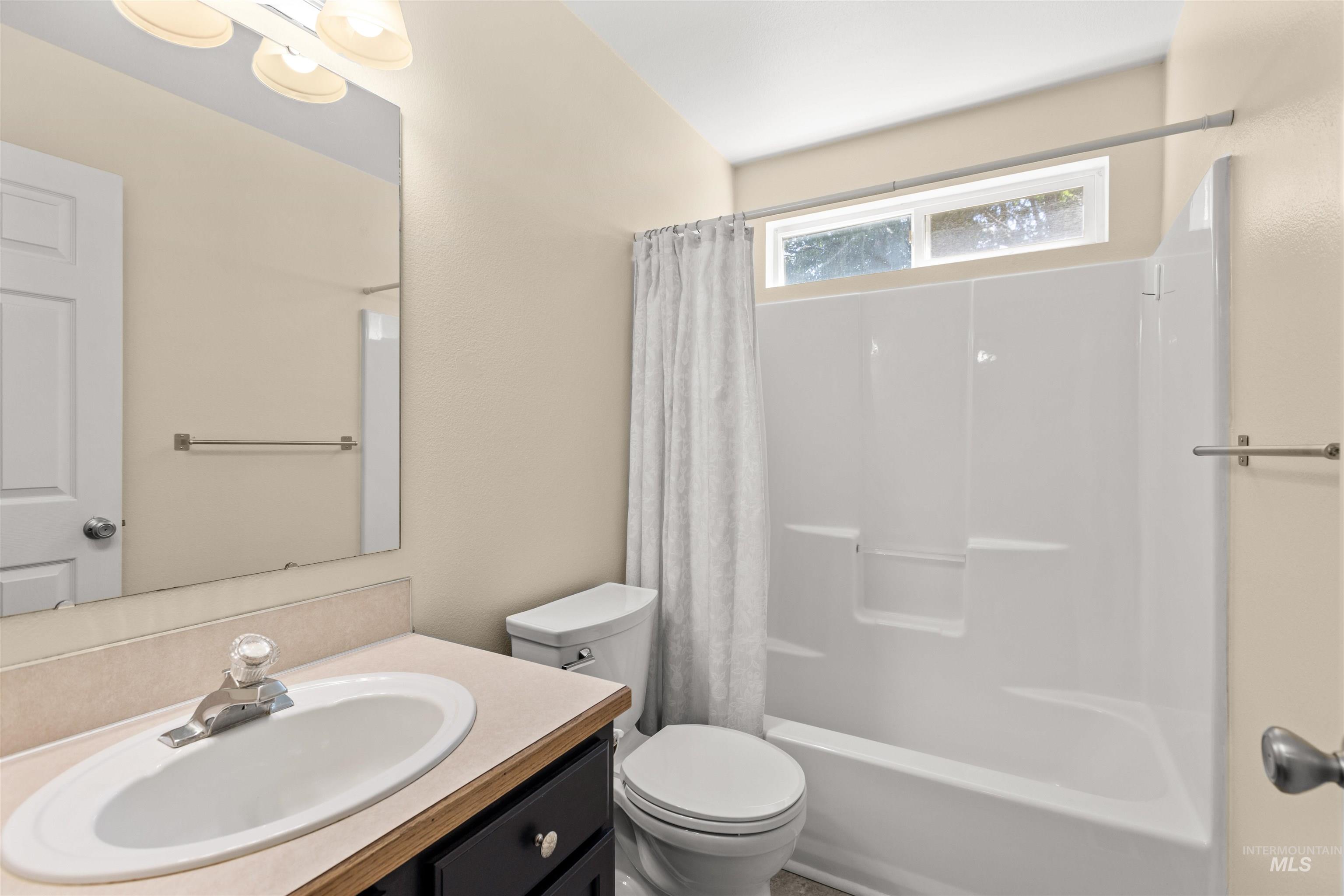 1834 W Topanga Drive Property Photo 15
