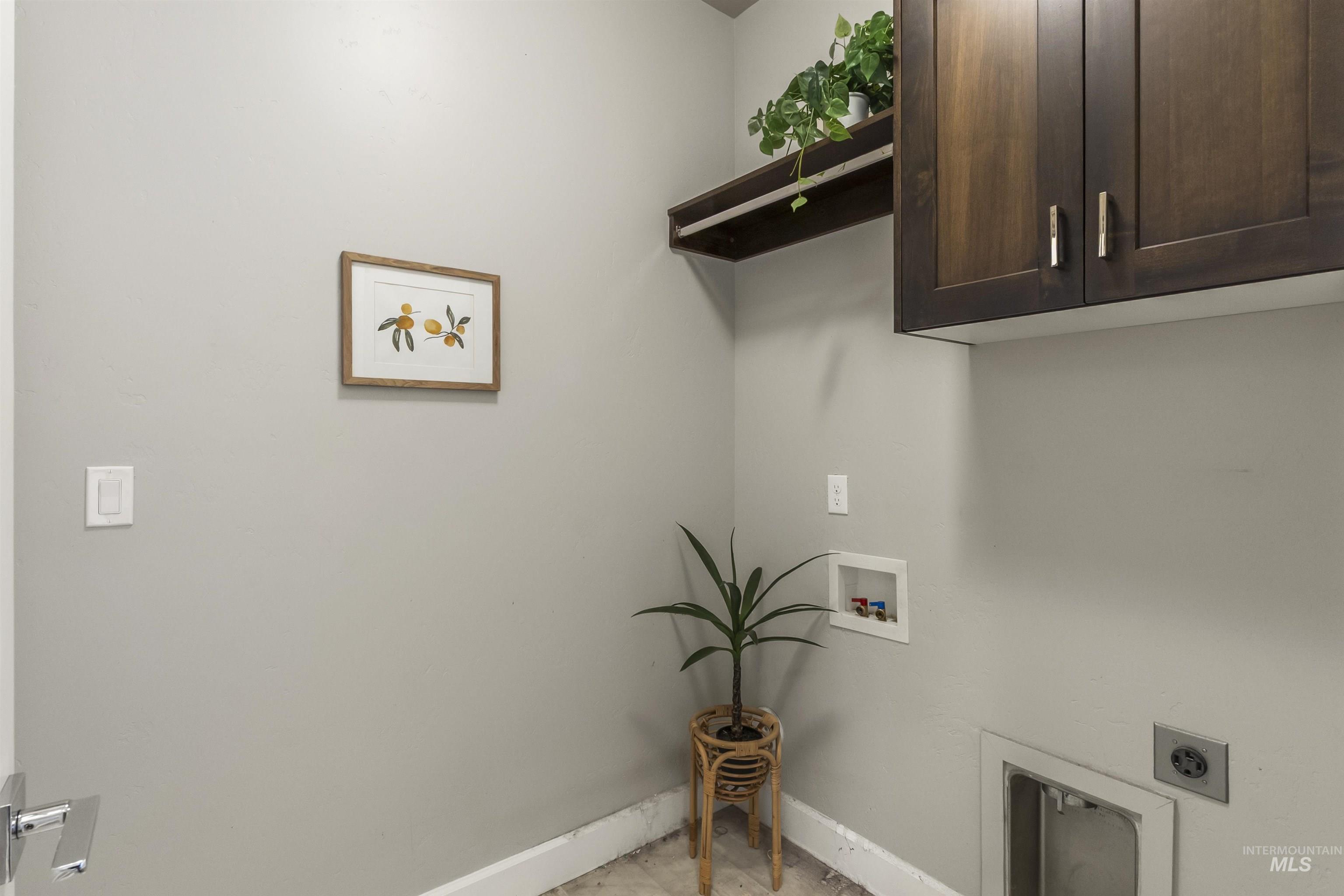 10732 W Mendel St Property Photo 27