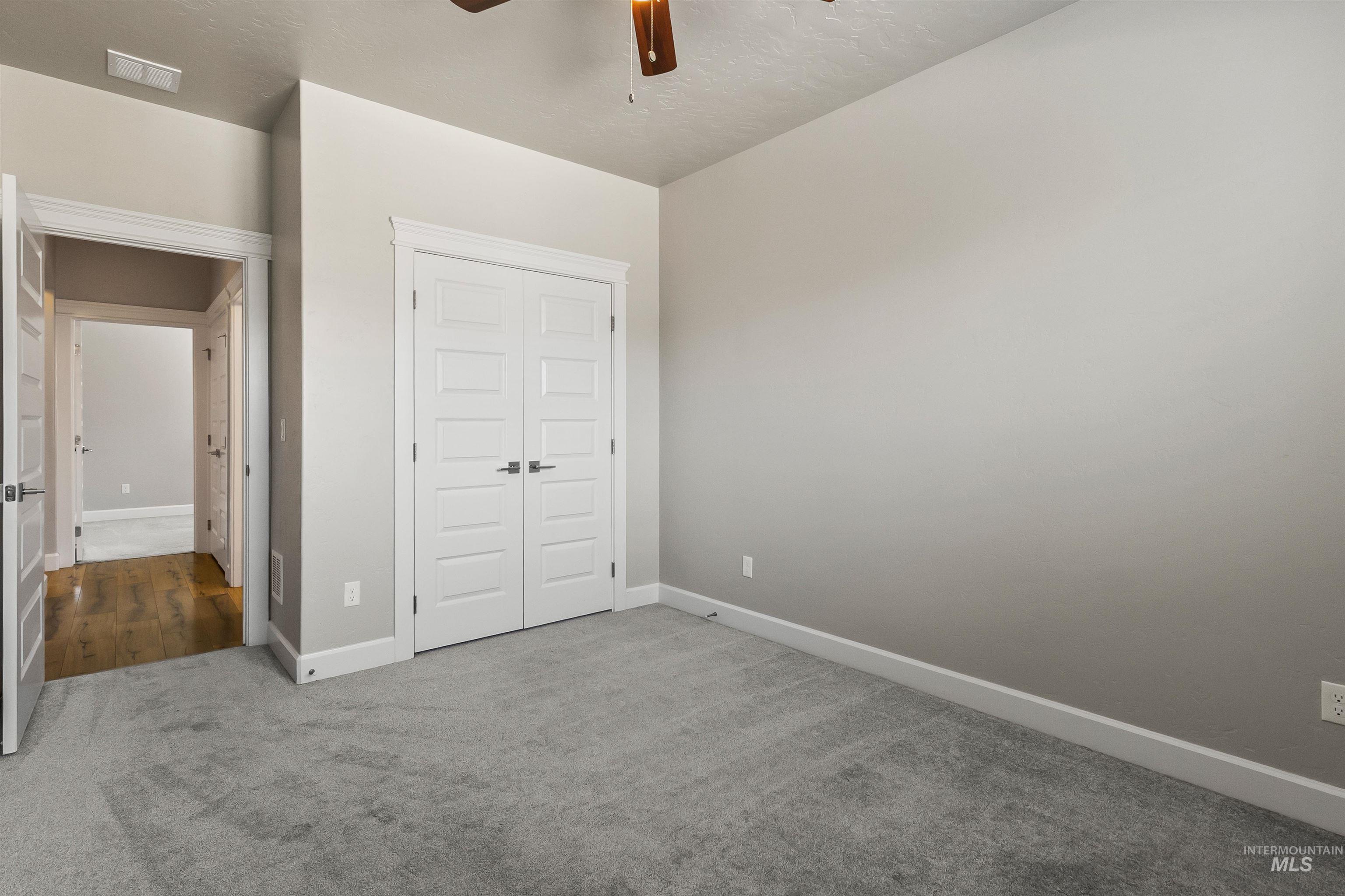 10732 W Mendel St Property Photo 32