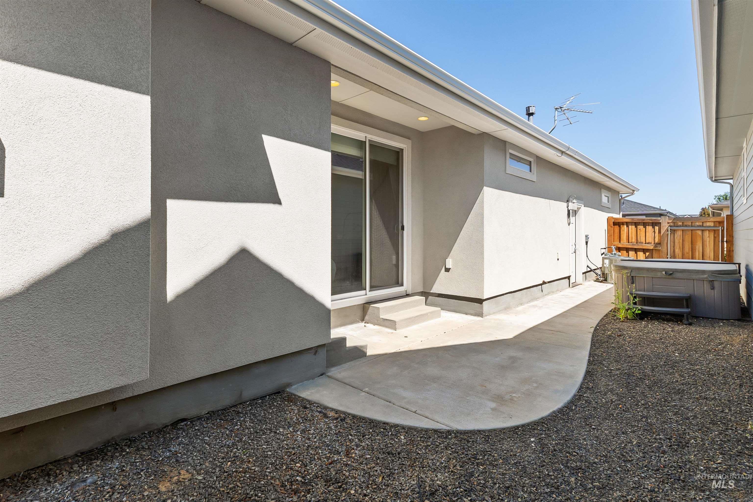 10732 W Mendel St Property Photo 33
