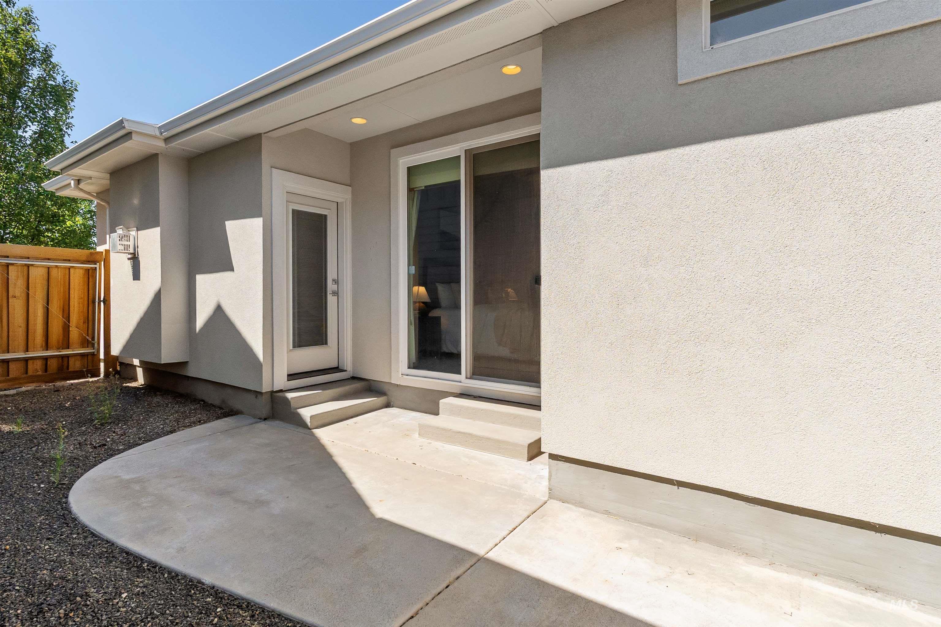 10732 W Mendel St Property Photo 34