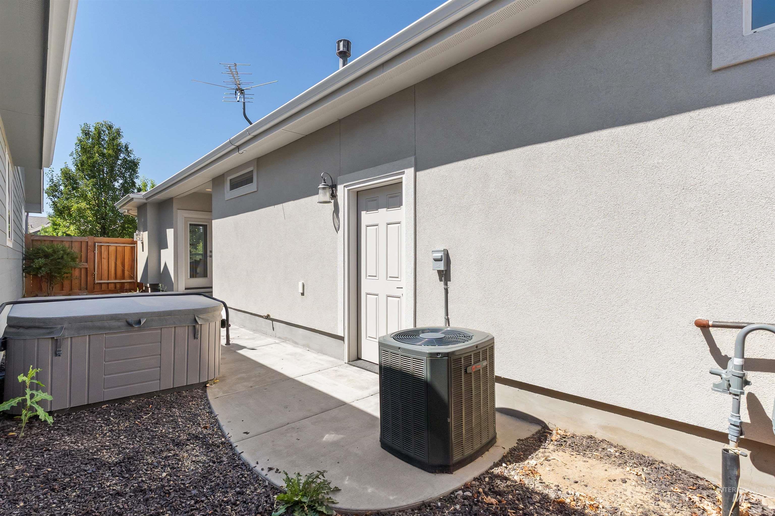 10732 W Mendel St Property Photo 35