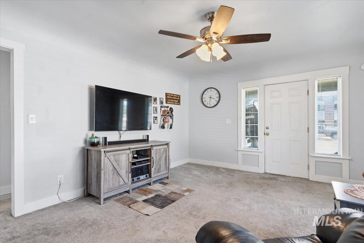620 16th Avenue S. Property Photo 7
