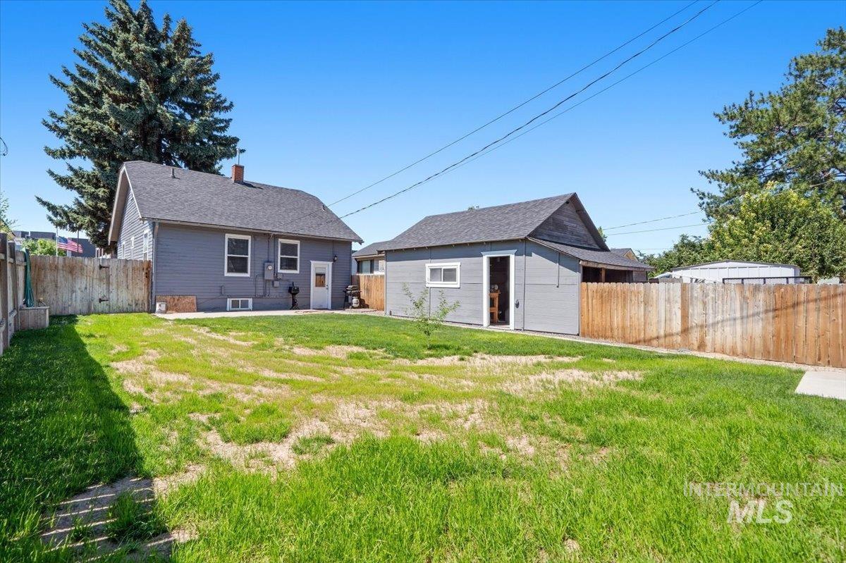 620 16th Avenue S. Property Photo 28