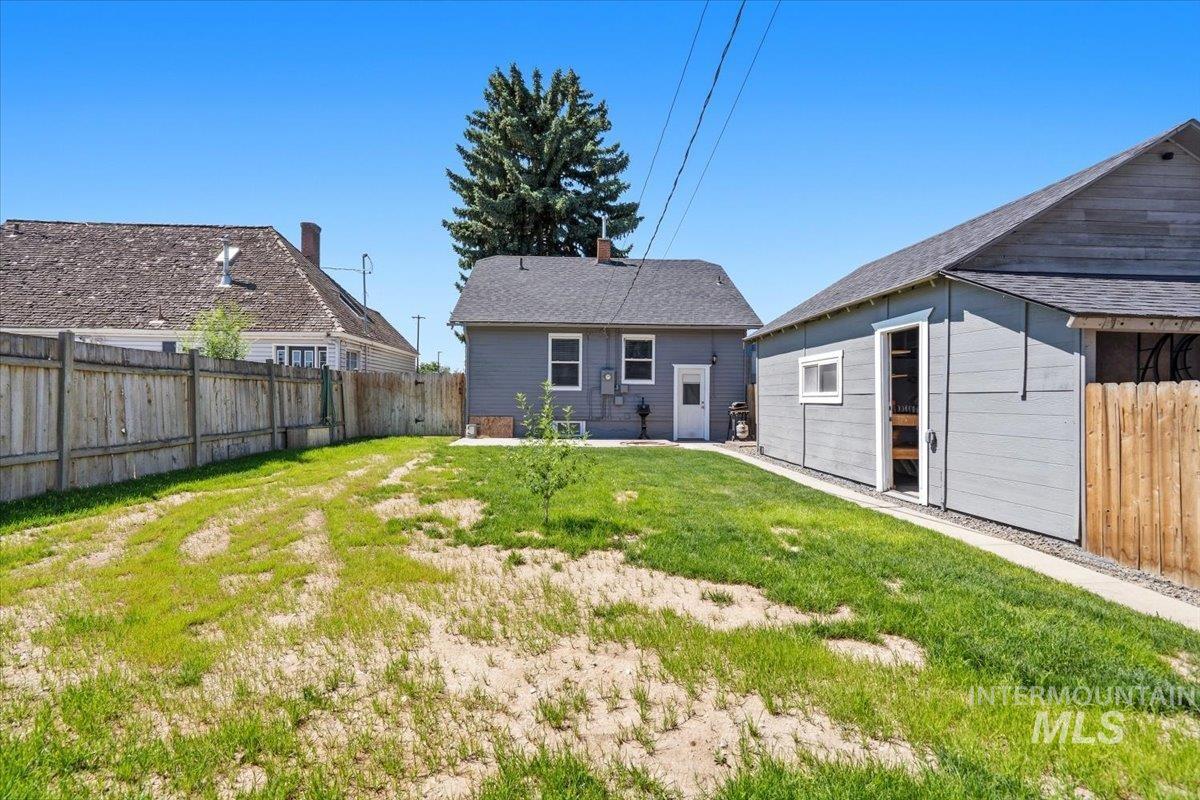 620 16th Avenue S. Property Photo 29