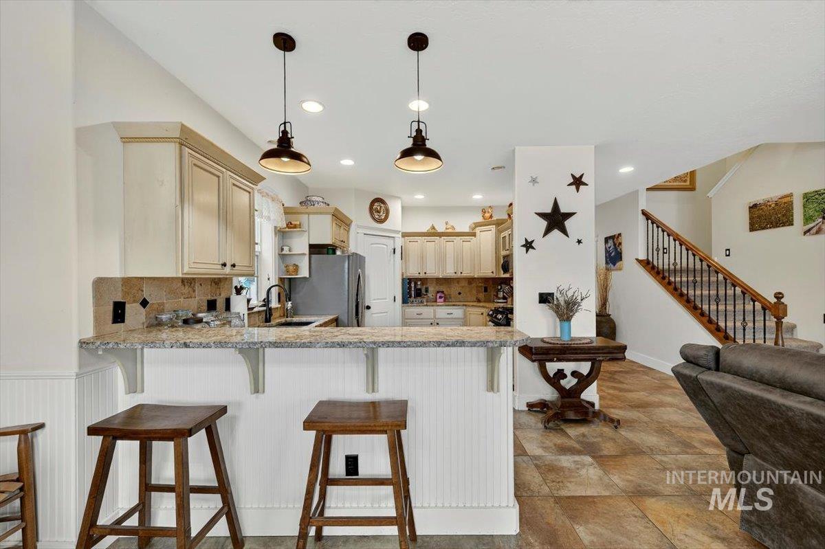 1180 N Powder River Dr. Property Photo 11