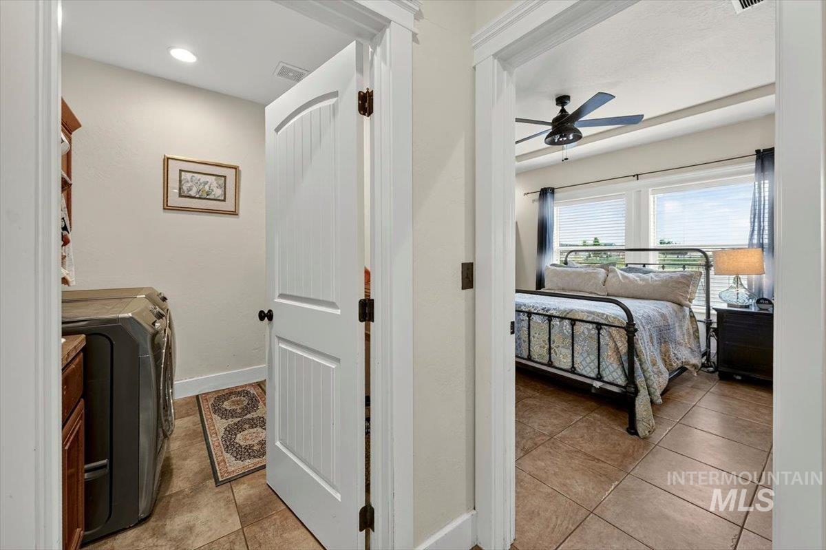1180 N Powder River Dr. Property Photo 22