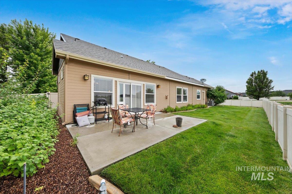 1180 N Powder River Dr. Property Photo 33