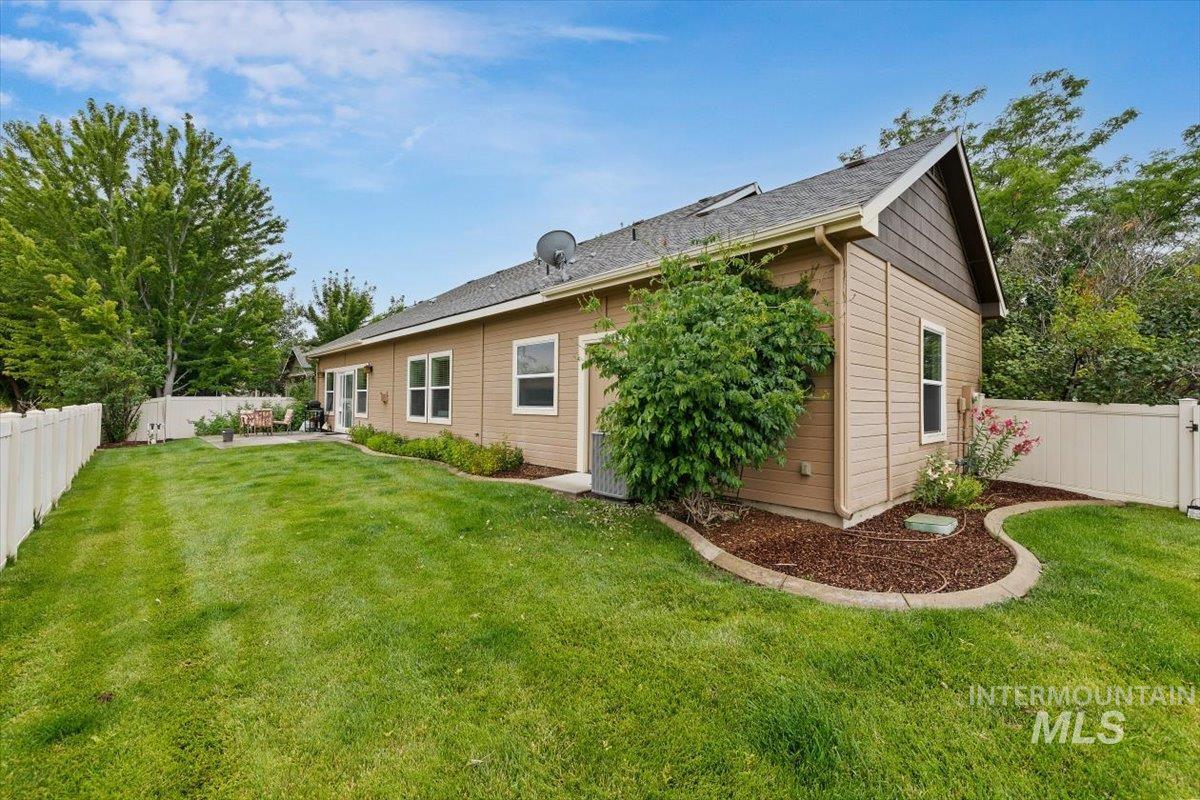1180 N Powder River Dr. Property Photo 35