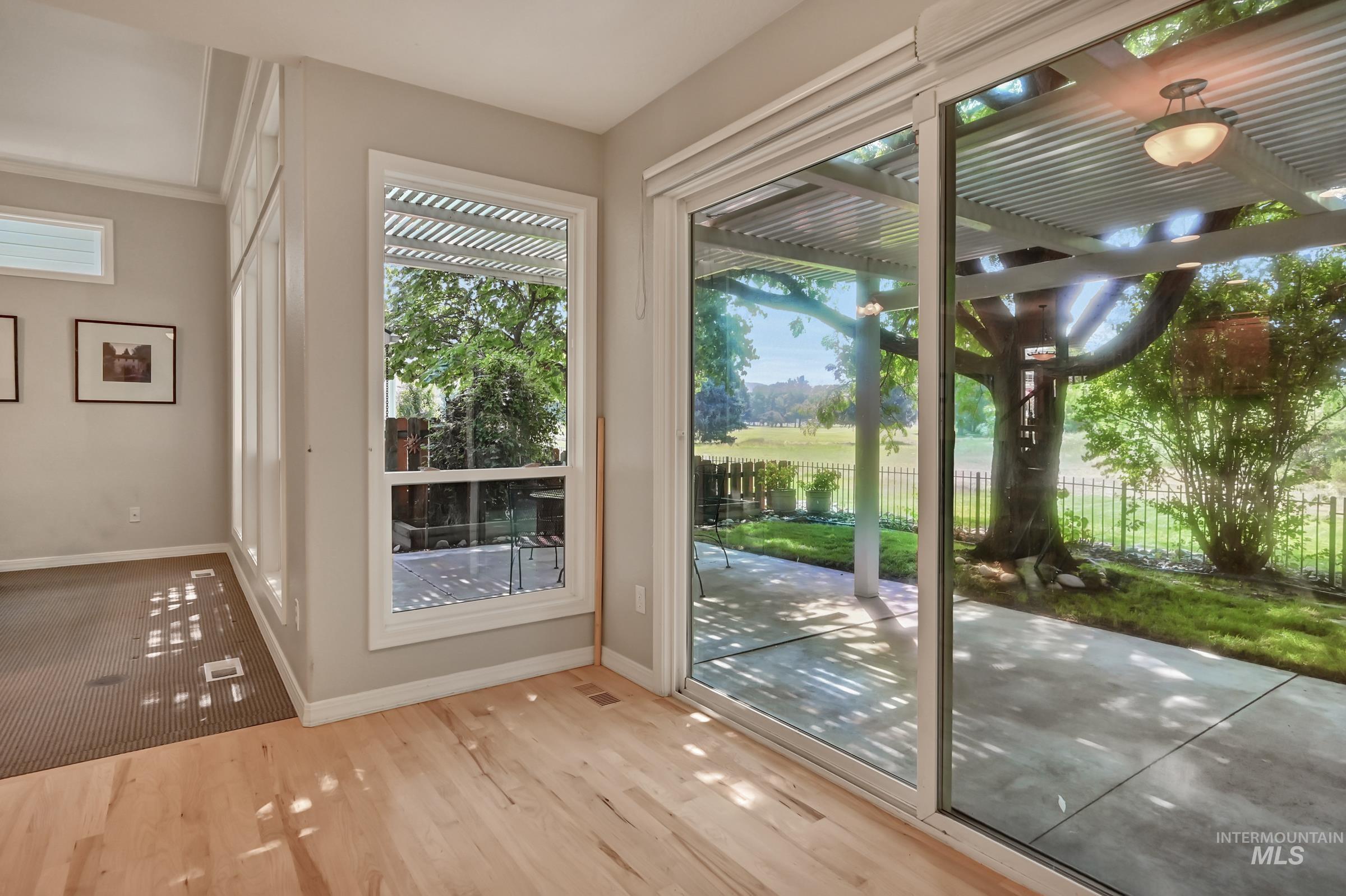 2057 E Walling Court Property Photo 13