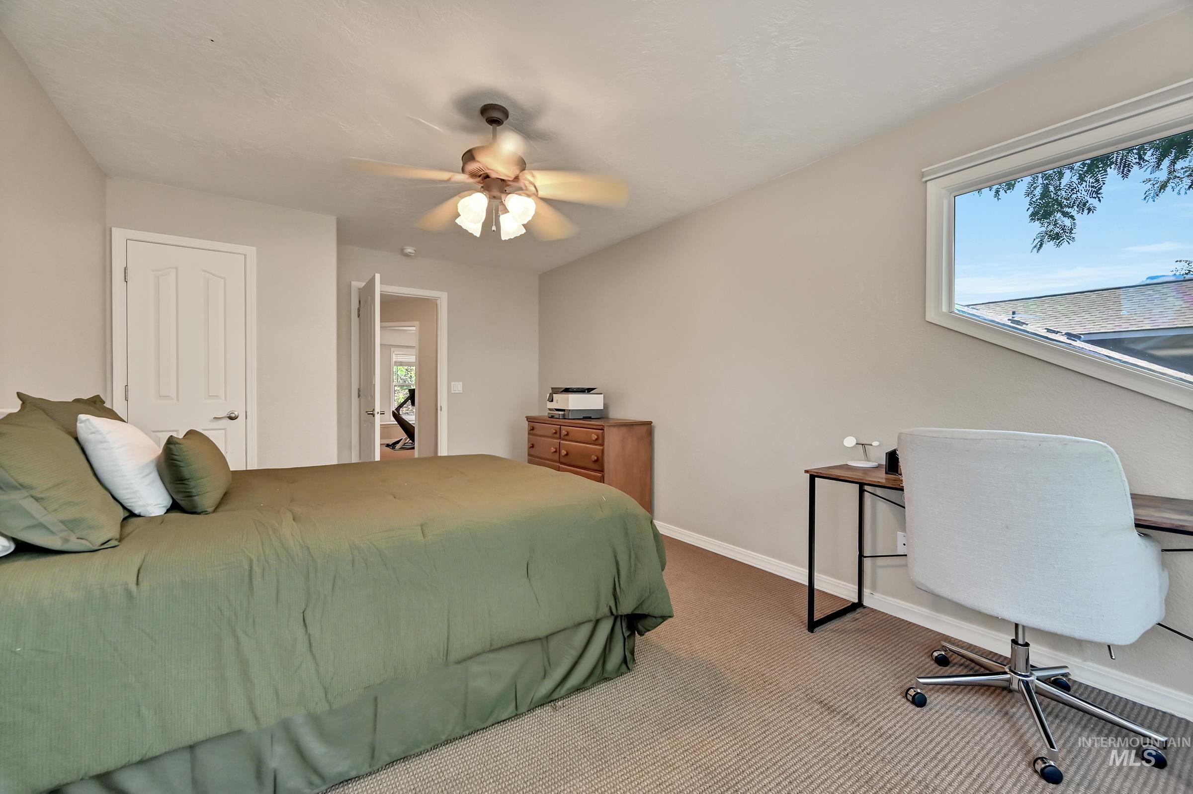 2057 E Walling Court Property Photo 23