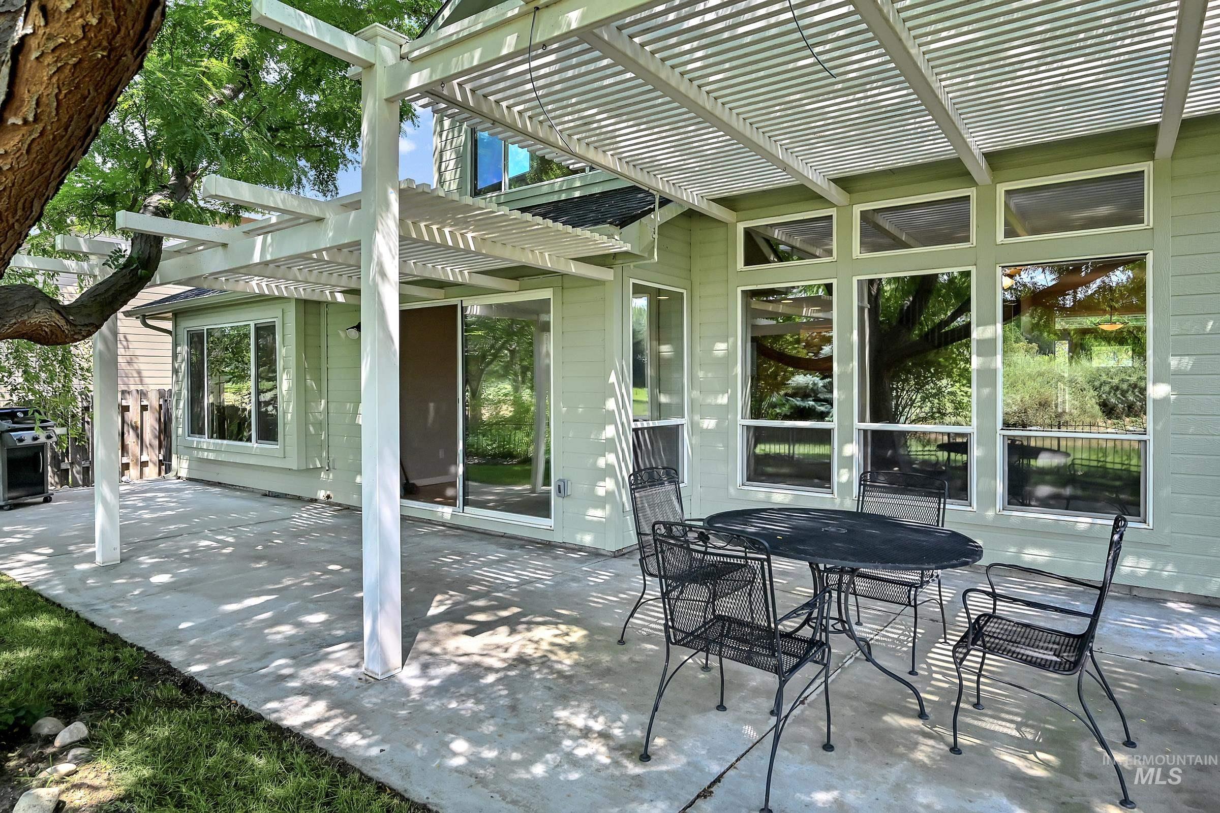 2057 E Walling Court Property Photo 30
