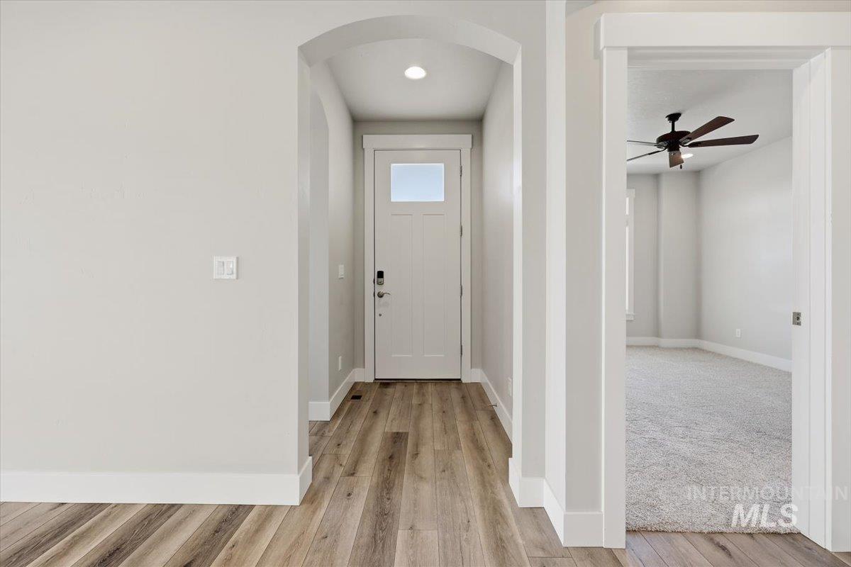 2195 E Hidcote St. Property Photo 2