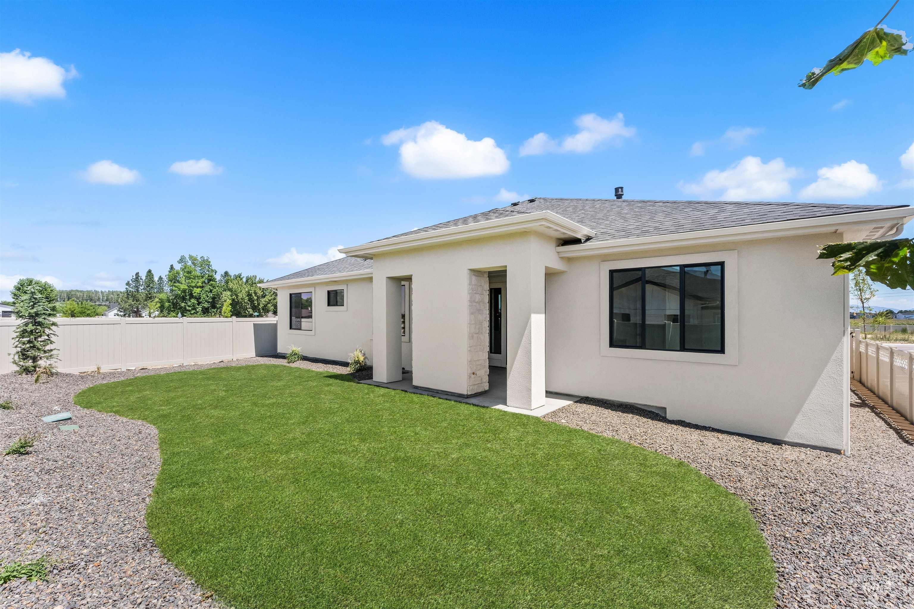 21812 Akira Property Photo 45