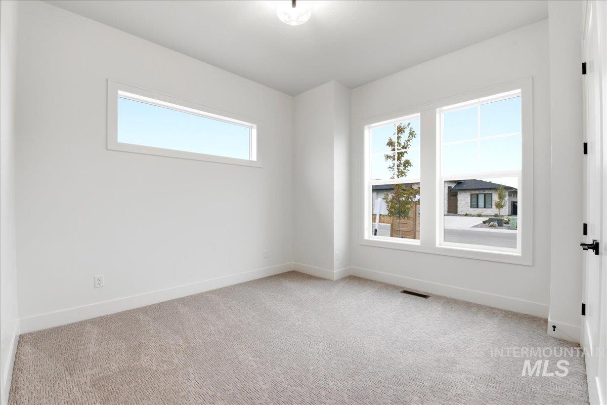 5430 W Haughburn Dr Property Photo 32