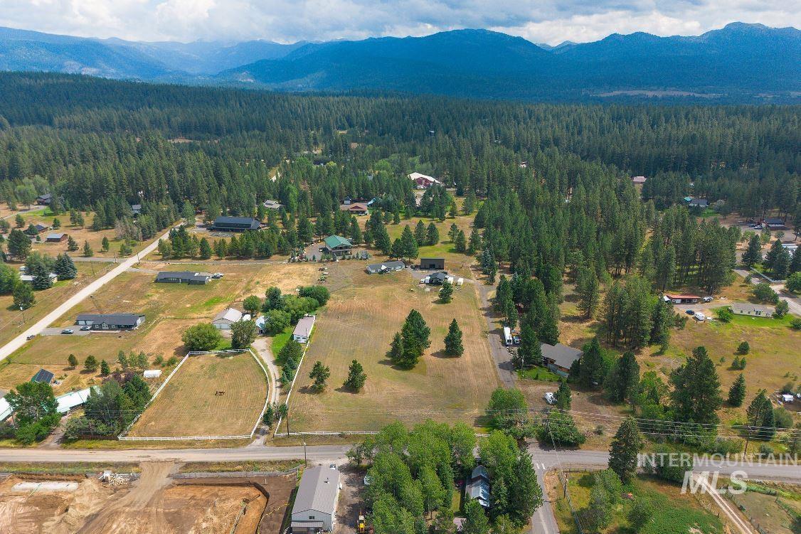 495 S Samson Trail Property Photo 30
