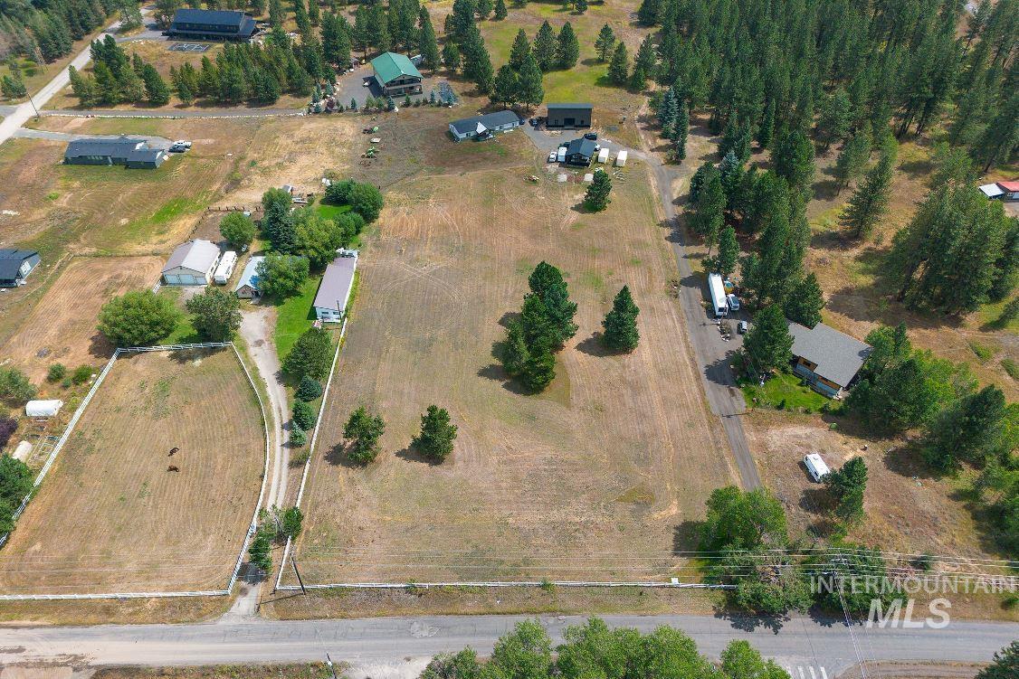 495 S Samson Trail Property Photo 31
