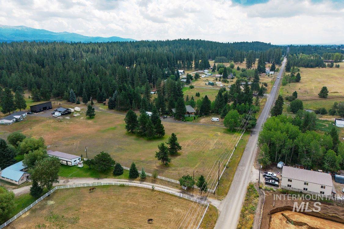 495 S Samson Trail Property Photo 34