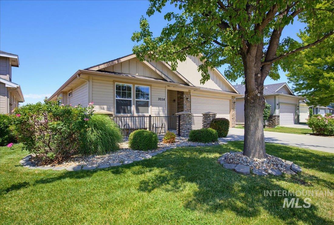 3054 W Sheryl Dr Property Photo 4