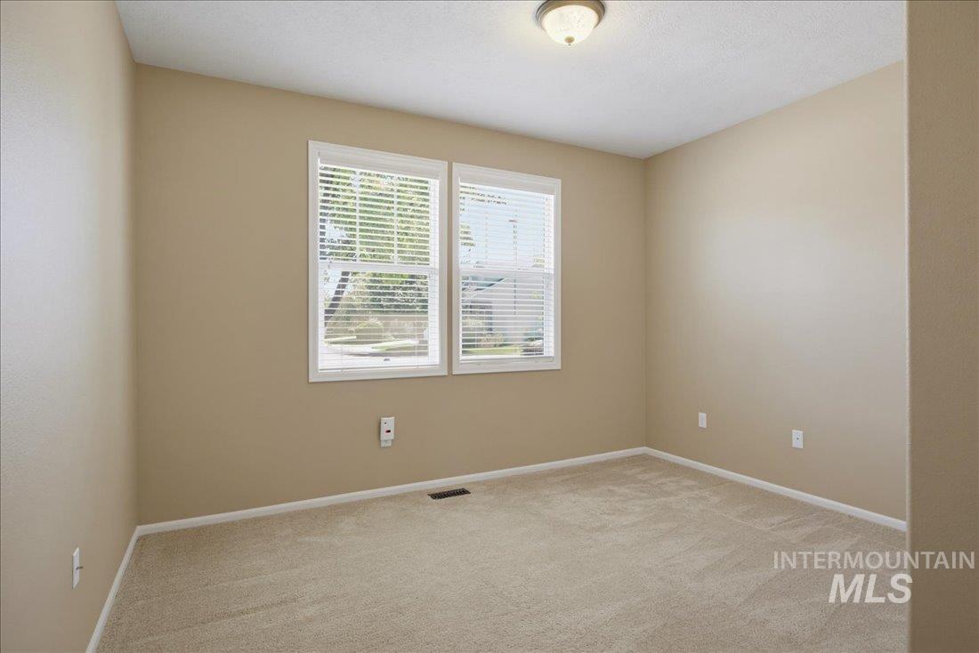 3054 W Sheryl Dr Property Photo 6